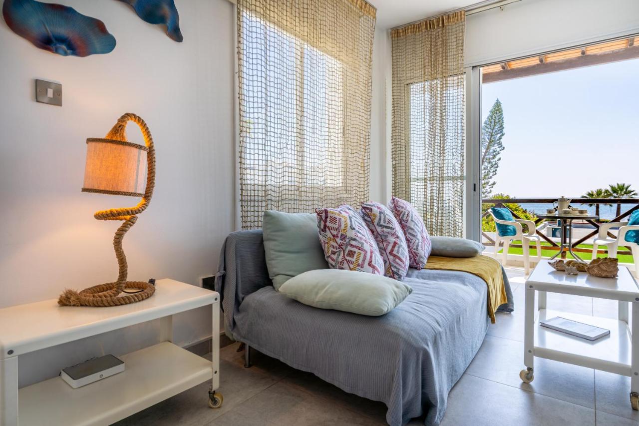 Seawaves 1- Bedroom Apartment Near Meneou Beach Larnaca Luaran gambar
